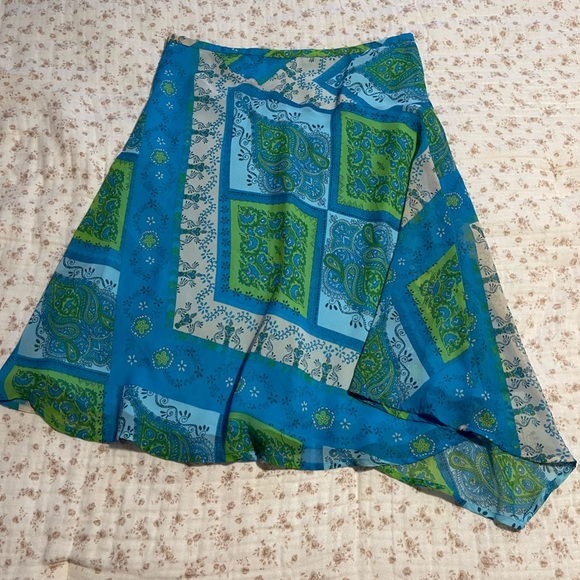 Nine West Vintage Blue and Green Floral Skirt - Picture 5 of 7